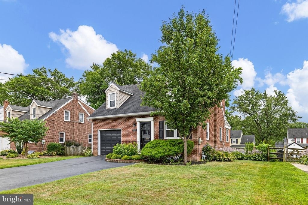 308 Delaware Avenue - Photo 1