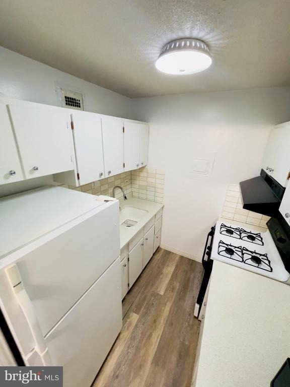 2201 L Street Nw - Photo 8