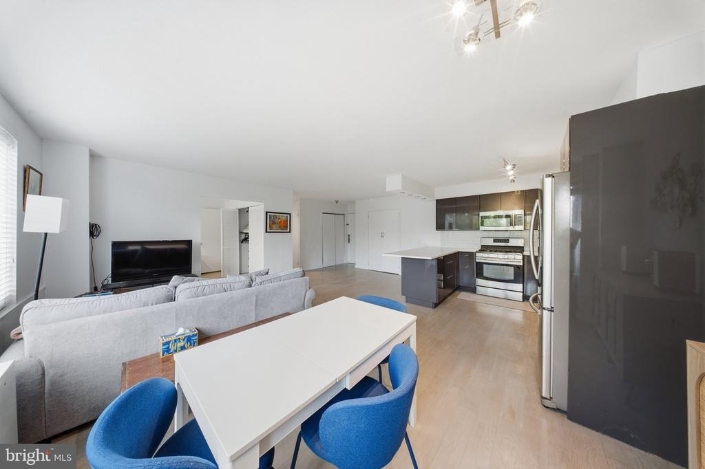 1330 New Hampshire Avenue Nw - Photo 11