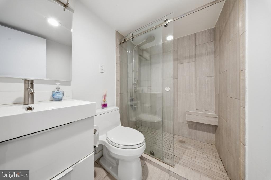 1330 New Hampshire Avenue Nw - Photo 22