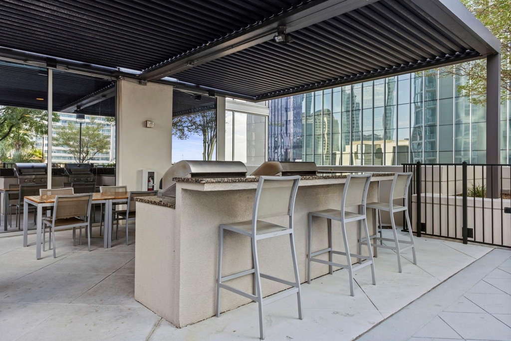 360 Nueces St - Photo 27