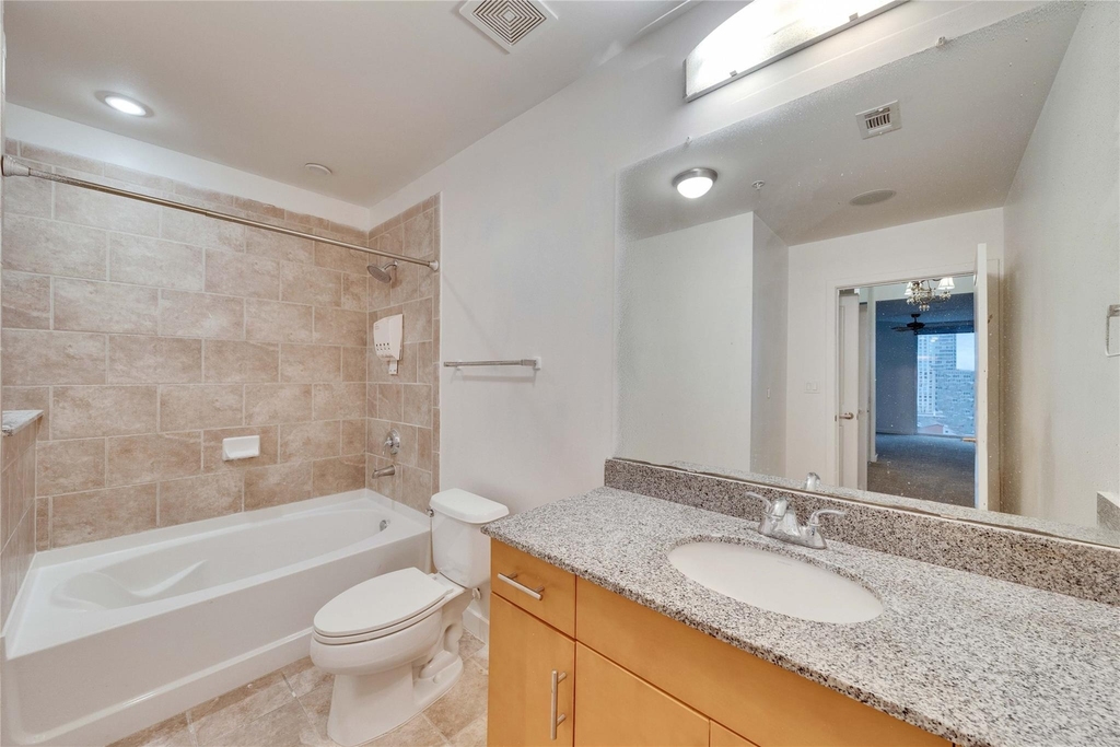 360 Nueces St - Photo 15