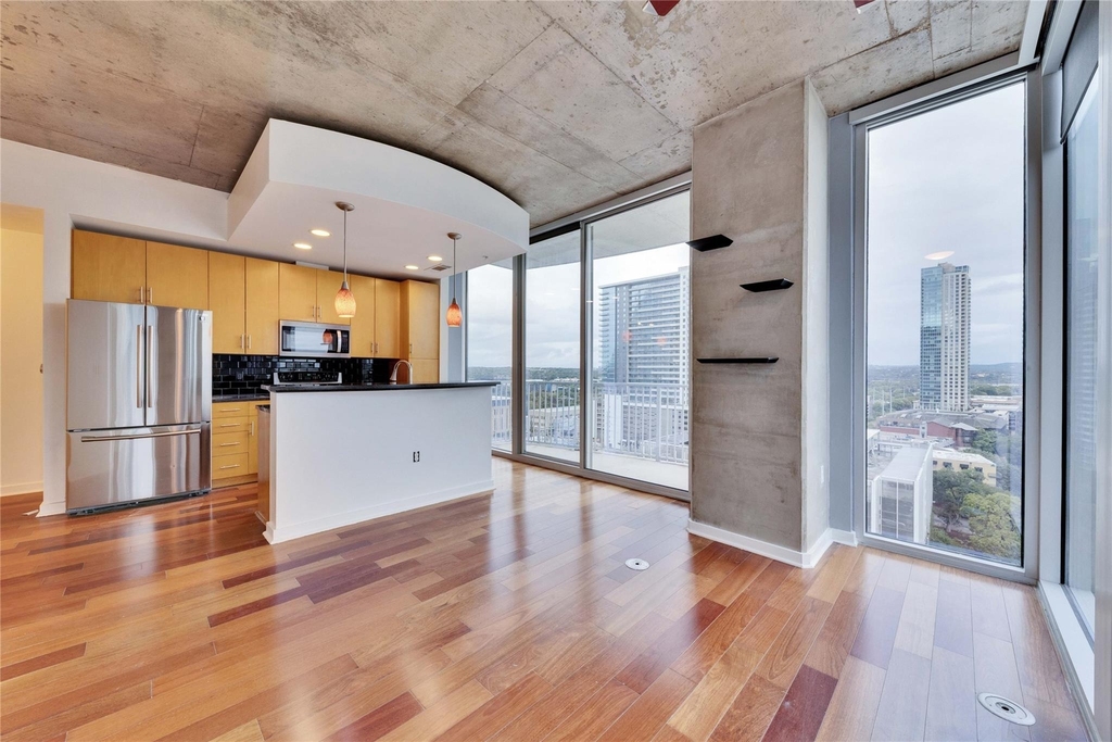 360 Nueces St - Photo 3