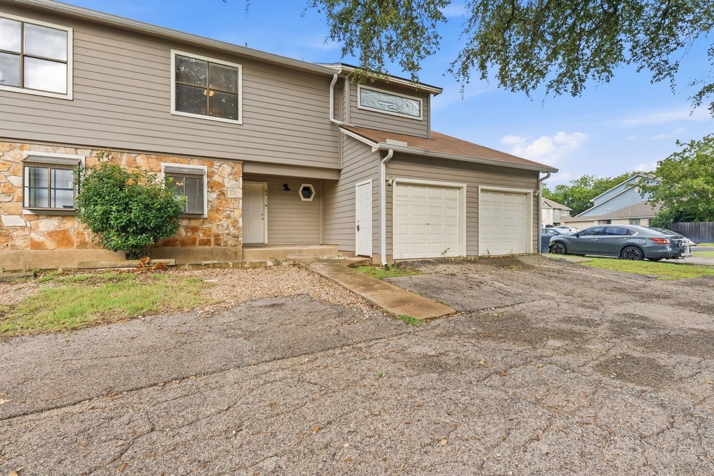 8811 Schick Rd - Photo 1