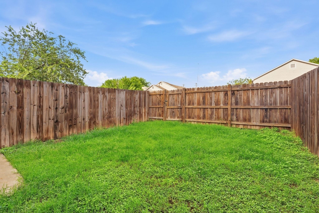 8811 Schick Rd - Photo 27