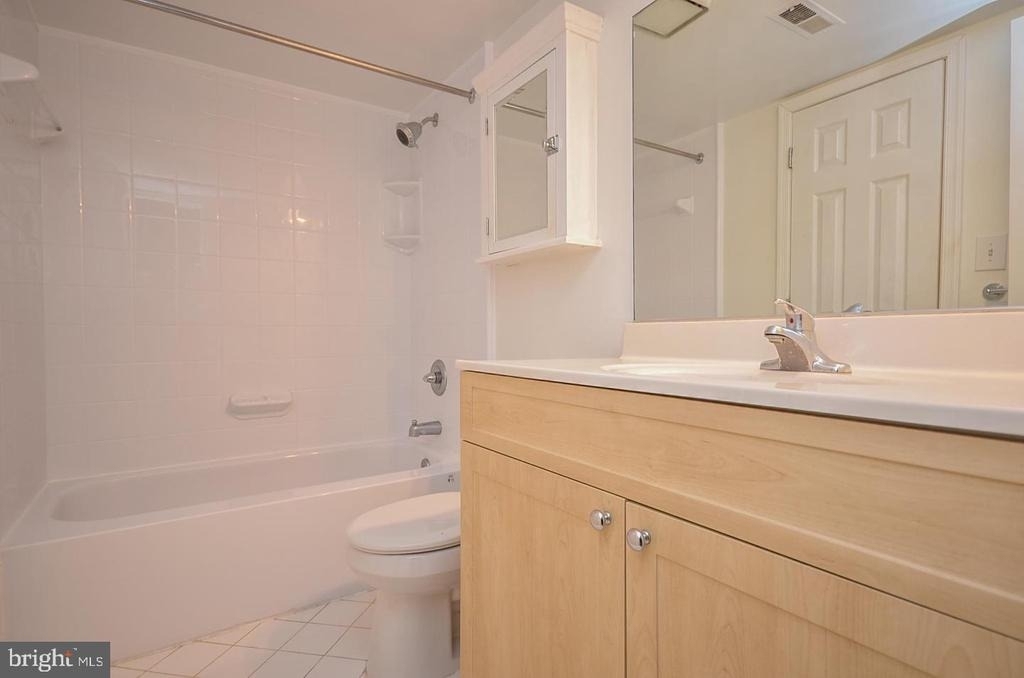 3631 38th Street Nw - Photo 13