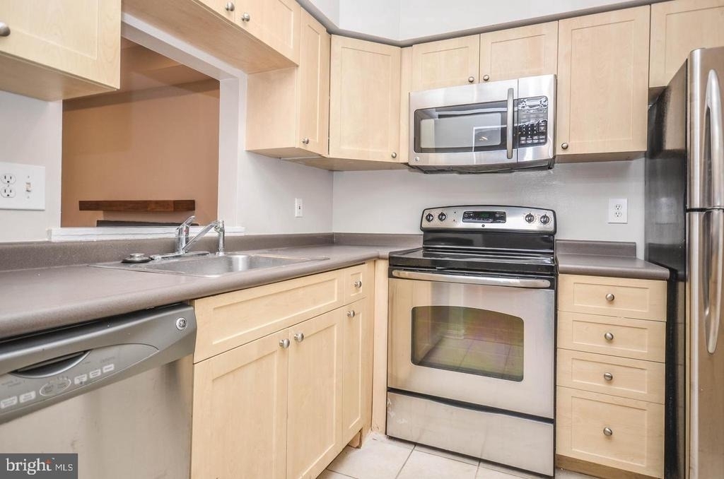 3631 38th Street Nw - Photo 6
