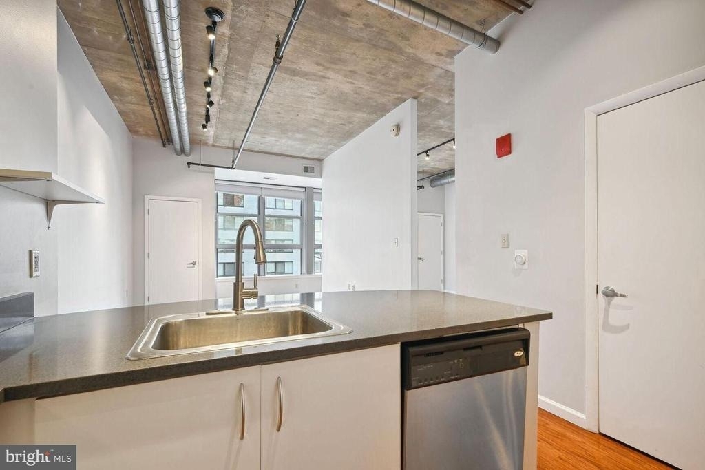 1300 N Street Nw - Photo 4