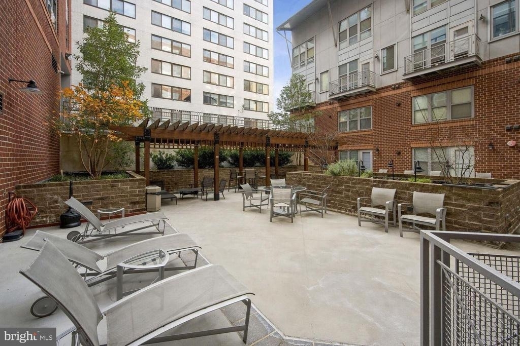 1300 N Street Nw - Photo 18