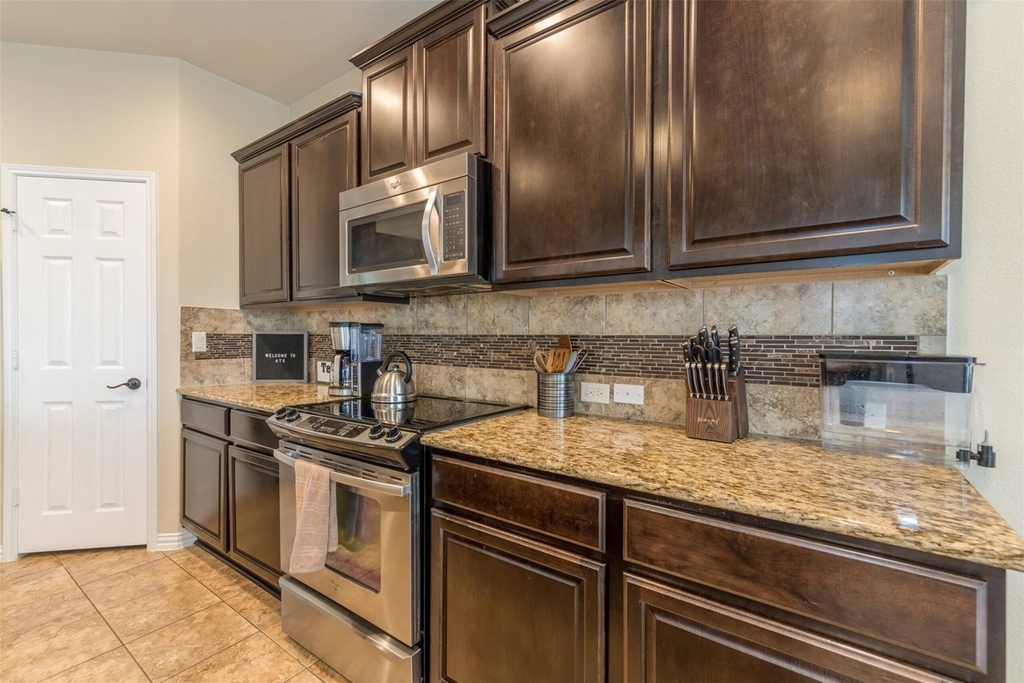 9916 Wading Pool Path - Photo 11