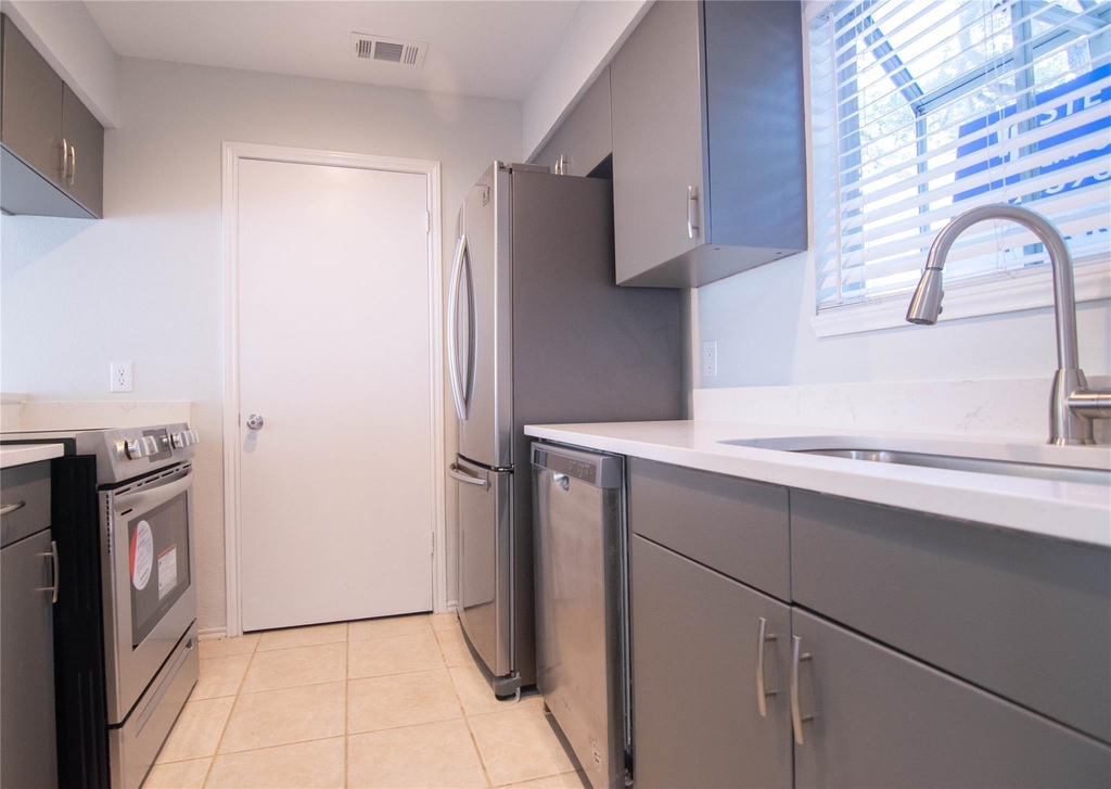 6804 Old Quarry Ln - Photo 5