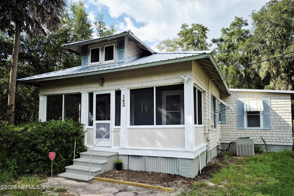 142 Euclid Avenue - Photo 0