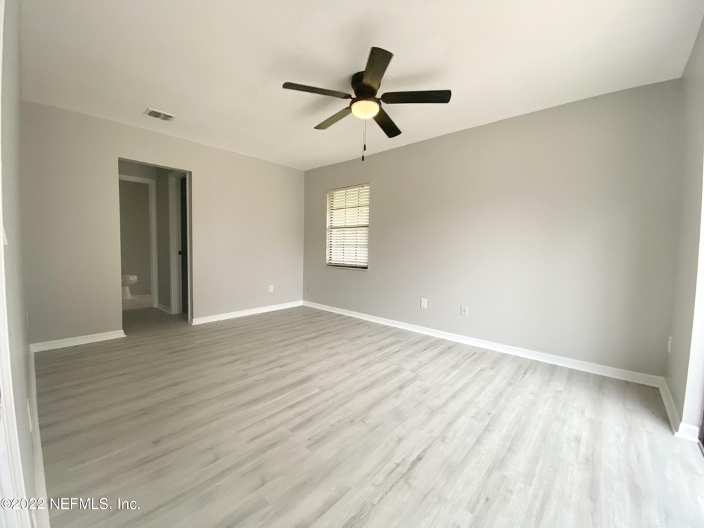 104 Coral Court - Photo 12