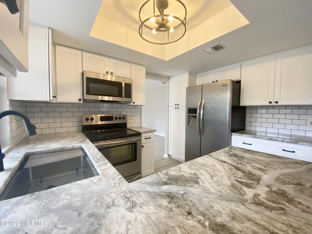 104 Coral Court - Photo 6