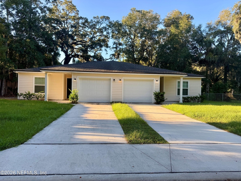 450 Clinton Drive - Photo 0