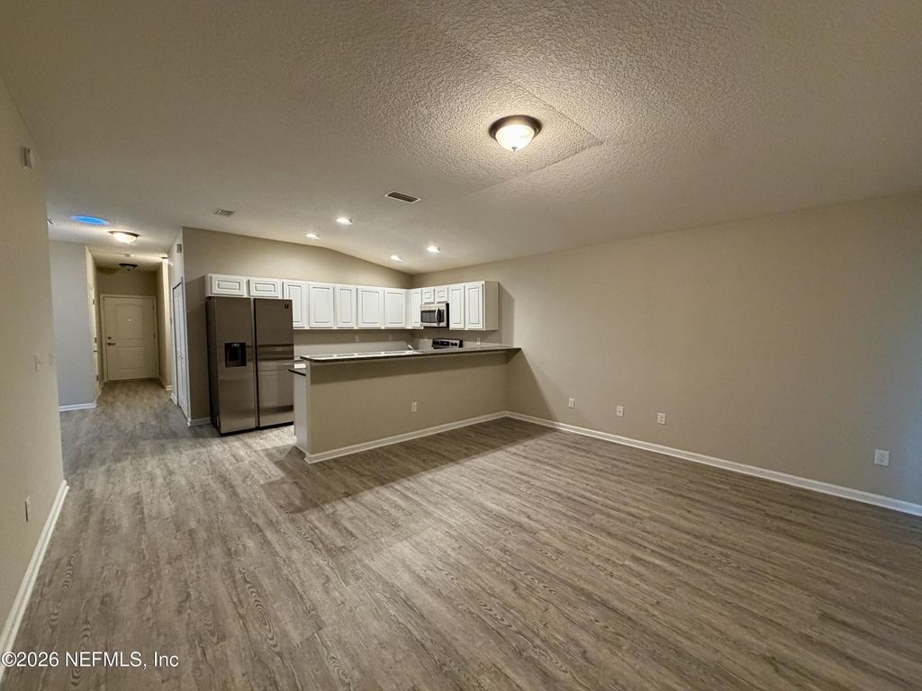 450 Clinton Drive - Photo 6