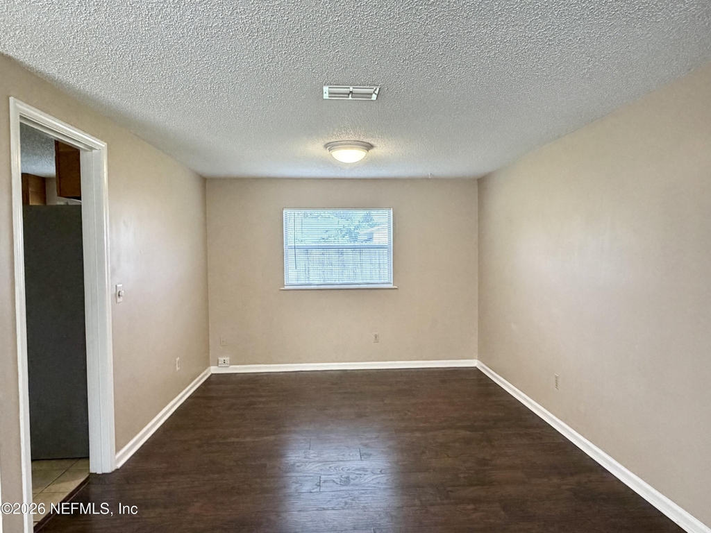 11947 Pequots Lane - Photo 5