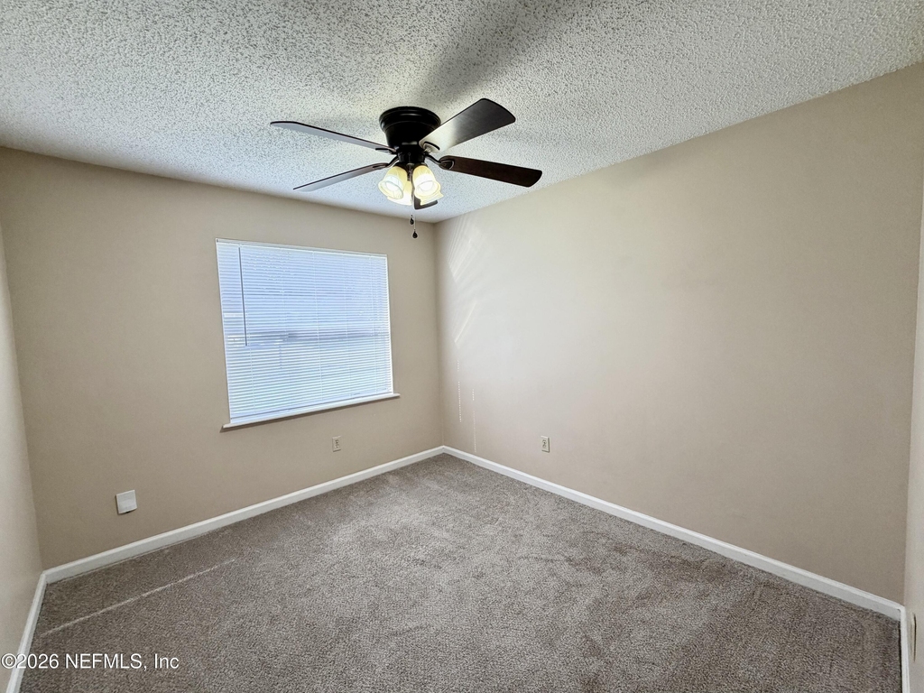 11947 Pequots Lane - Photo 12