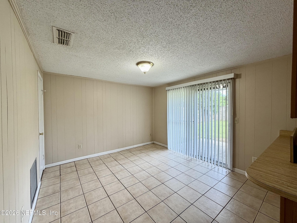 11947 Pequots Lane - Photo 3