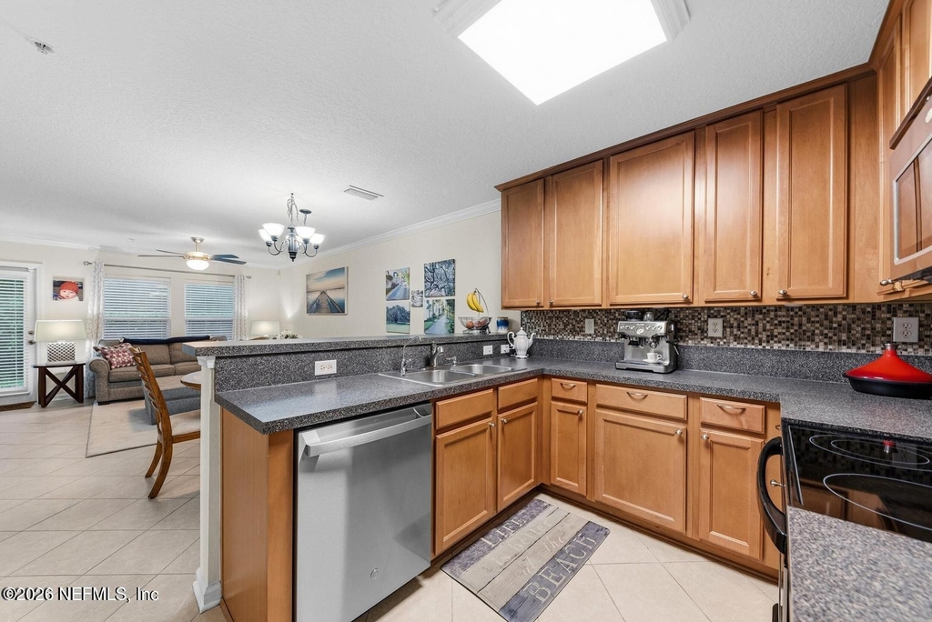 860 S Black Cherry Drive - Photo 5