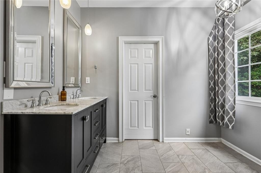 225 W Brookhollow Court - Photo 28