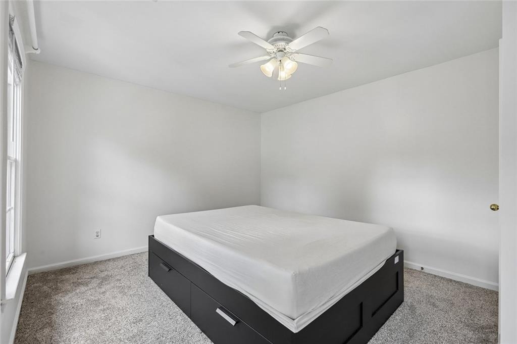 225 W Brookhollow Court - Photo 37