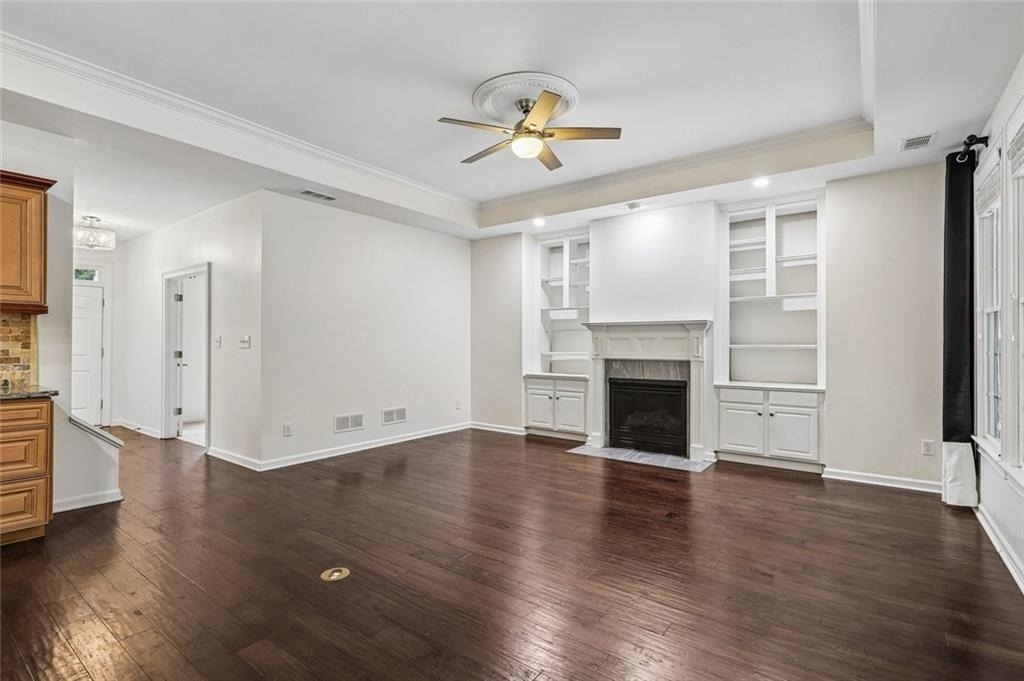 225 W Brookhollow Court - Photo 5
