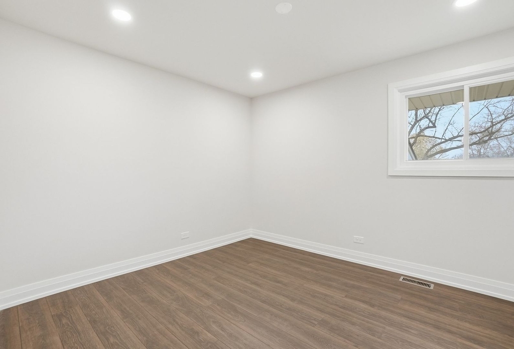 1430 E Emmerson Lane - Photo 14