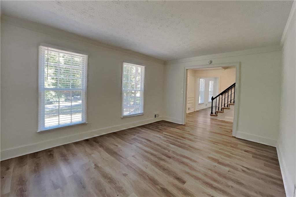 1337 Arlene Court Sw - Photo 3