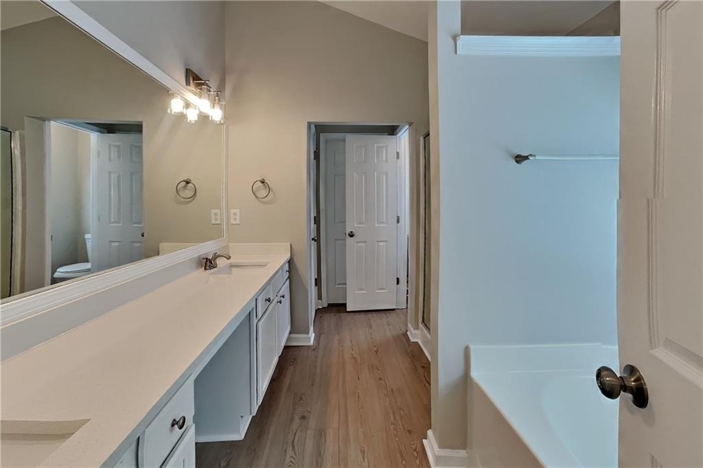 1631 Hedington Court - Photo 8
