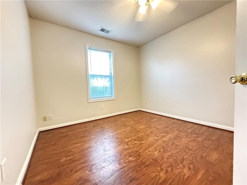 5873 Riverside Walk Drive - Photo 11