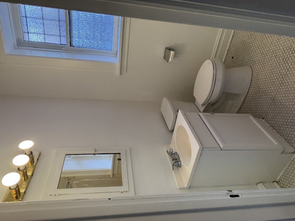 6225 N Kenmore Avenue - Photo 5