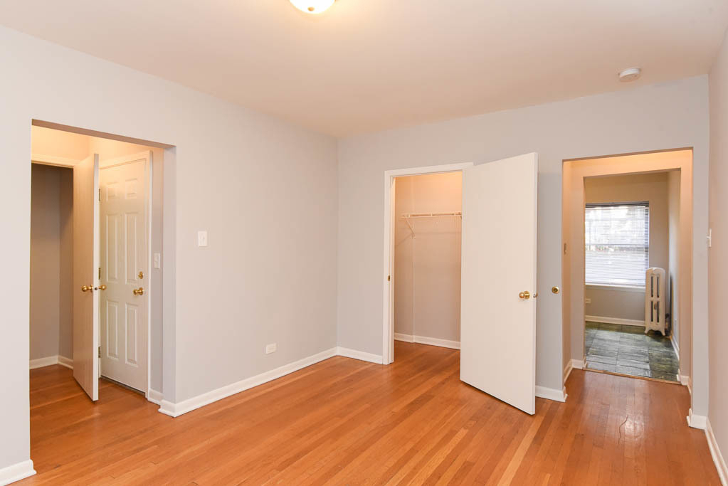 5744 N Winthrop Avenue - Photo 11