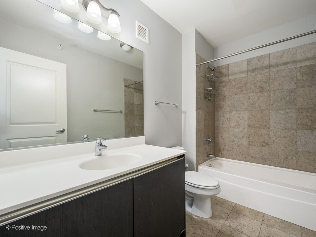 225 N Columbus Drive - Photo 14