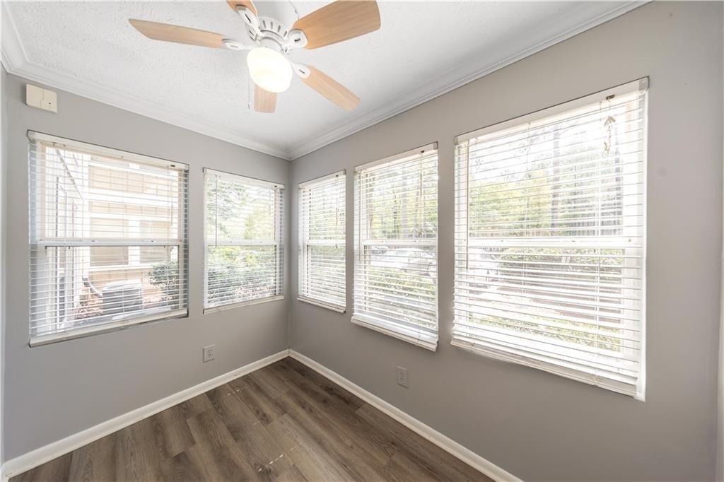 5159 Roswell Road - Photo 3