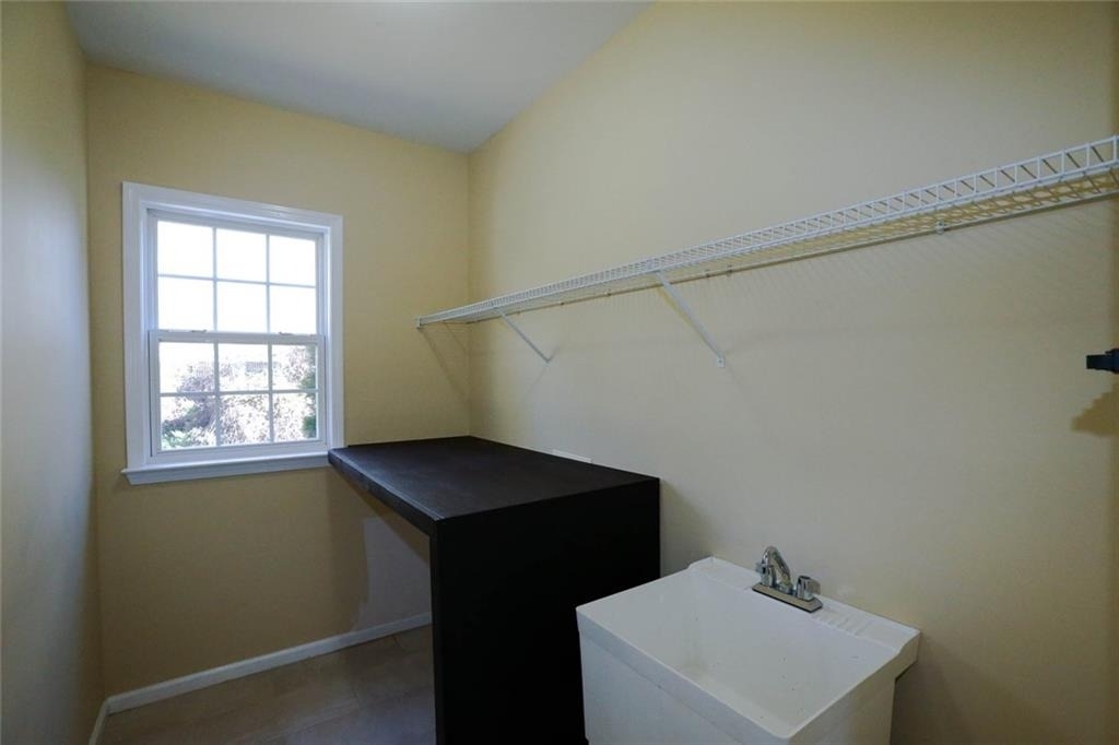 329 Coddington Court - Photo 25