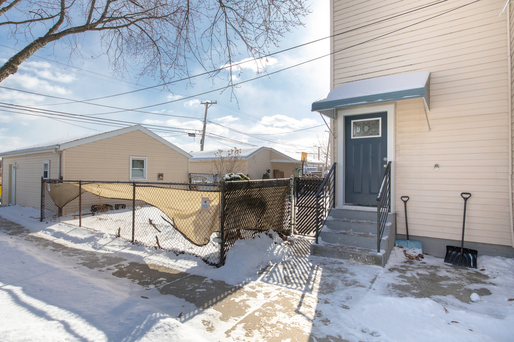 4055 Prairie Avenue - Photo 12