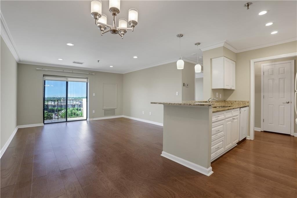 300 Johnson Ferry Road Ne - Photo 6