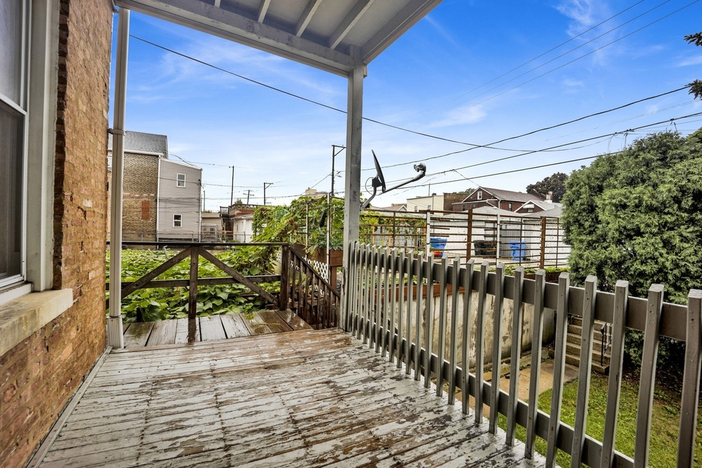 465 W 27th Street - Photo 12