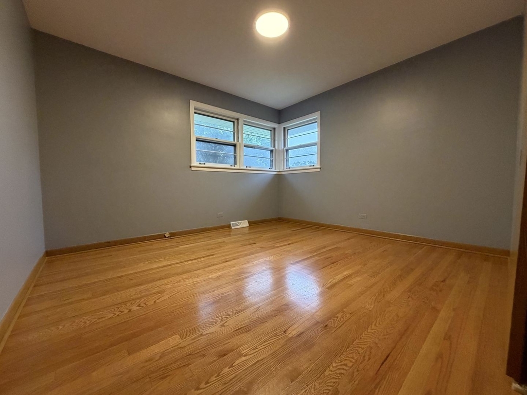 1306 S Cumberland Avenue - Photo 8