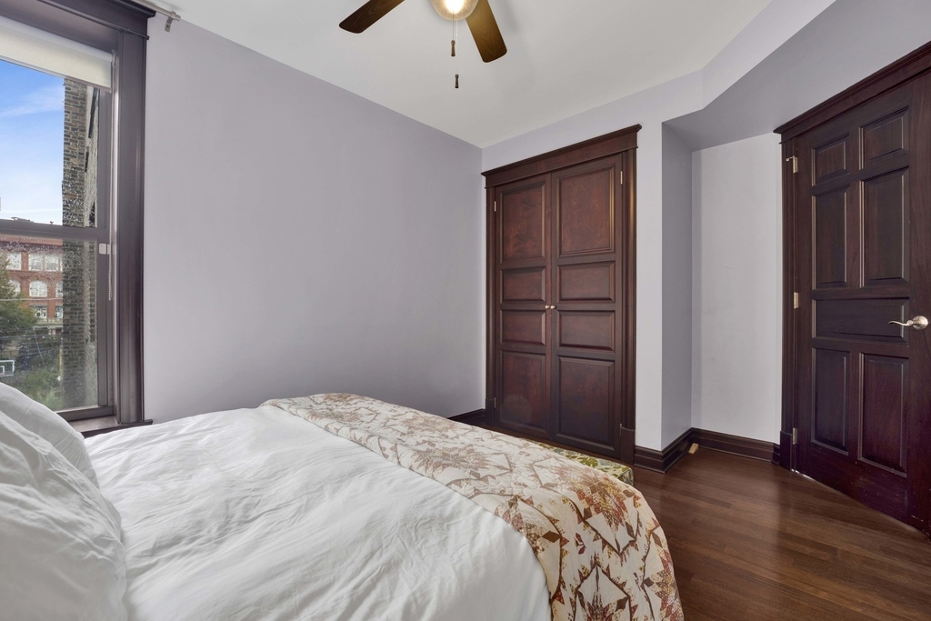 3106 W Lyndale Street - Photo 18