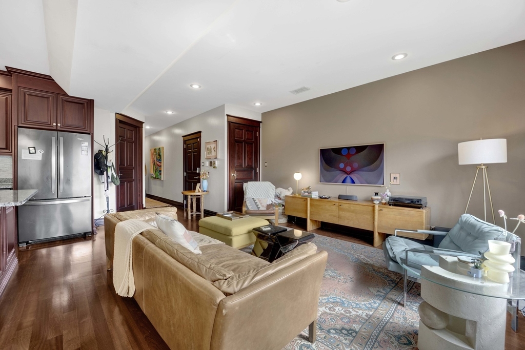 3106 W Lyndale Street - Photo 12