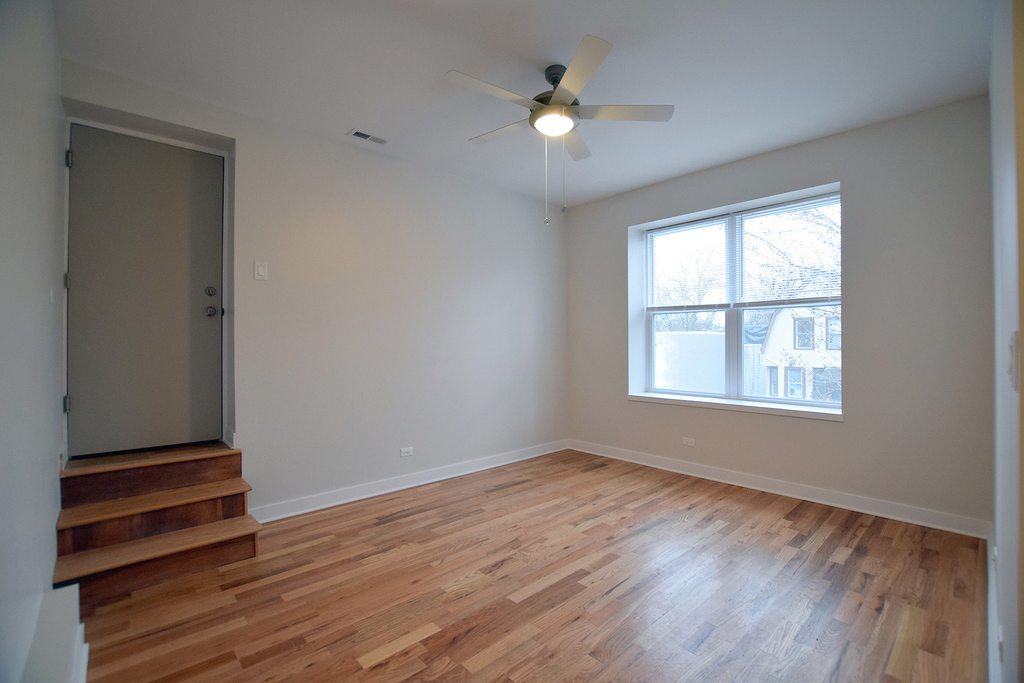 3804 W Montrose Avenue - Photo 4