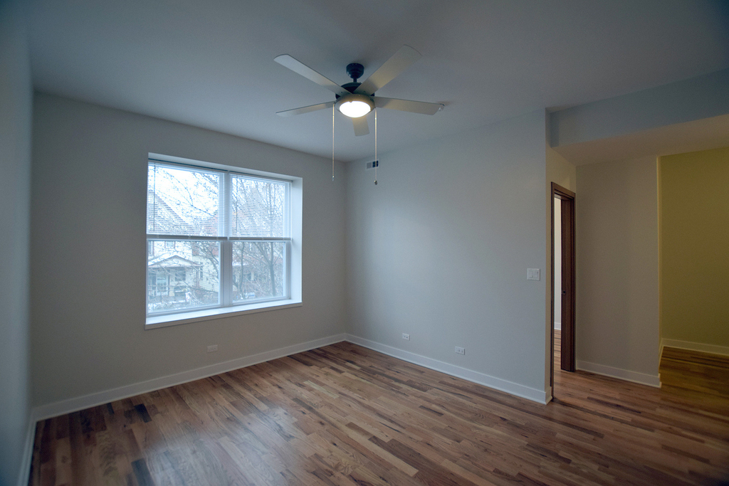 3804 W Montrose Avenue - Photo 3