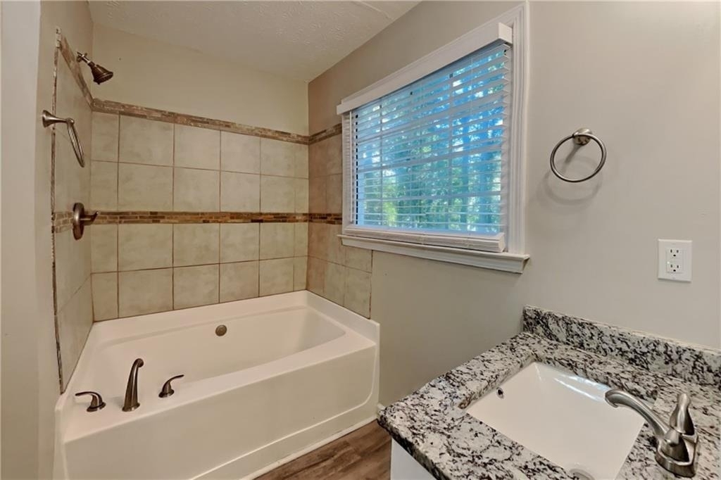 145 Loxley Court - Photo 12