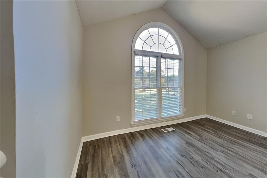 145 Loxley Court - Photo 3
