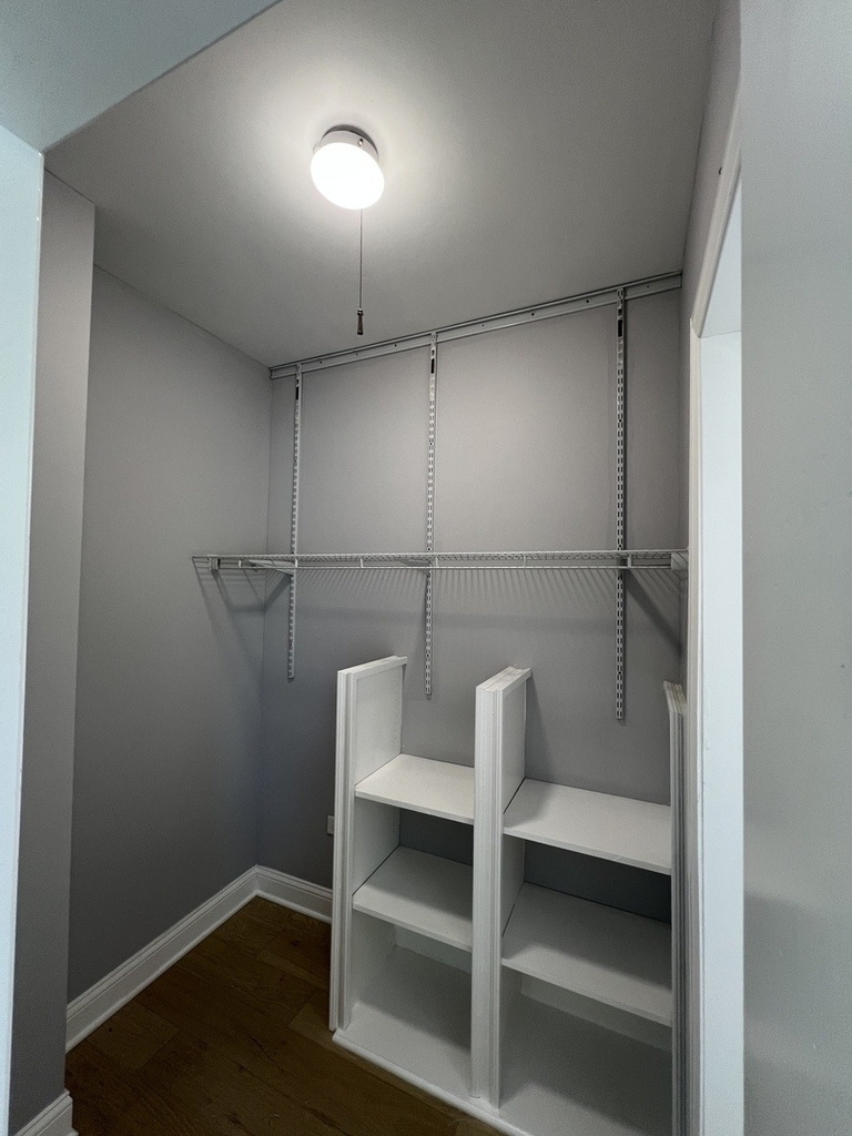 4427 N Seeley Avenue - Photo 10