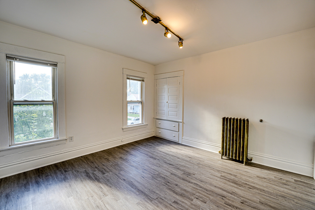 523 Grand Avenue - Photo 7