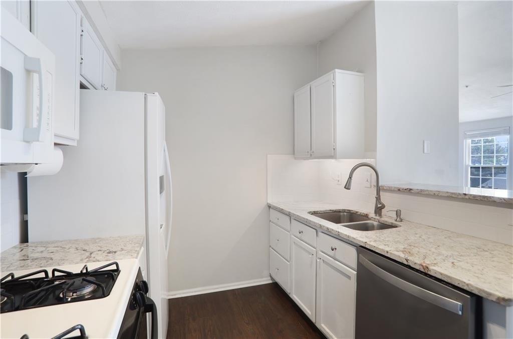 1483 Keys Crossing Drive Ne - Photo 12