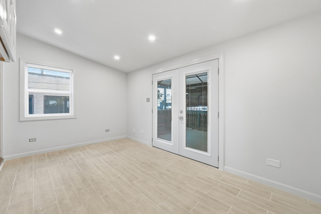 5455 N Lieb Avenue - Photo 9